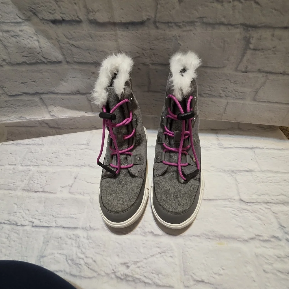 Youth Sorel Explorer Lace Waterproof Winter Boots Quarry Big Kid size 4